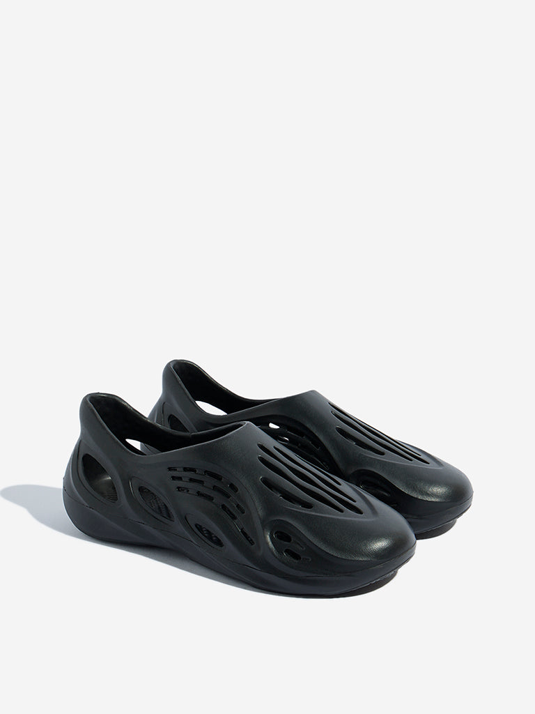 SOLEPLAY Black Slip-On Rainy Clogs - Image 3