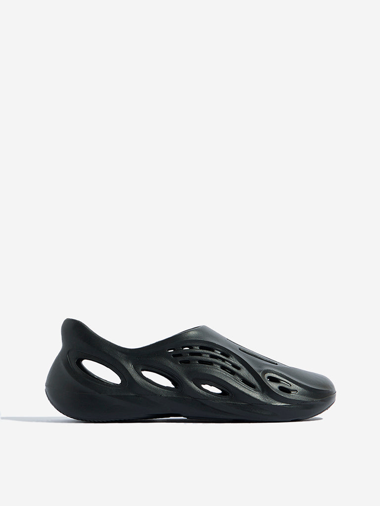 SOLEPLAY Black Slip-On Rainy Clogs