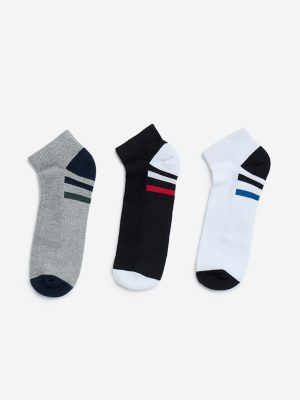 WES Lounge Navy Striped Cotton-Blend Trainer Socks - Pack of 3