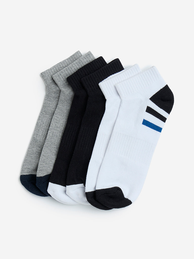 WES Lounge Navy Striped Cotton-Blend Trainer Socks - Pack of 3 - Image 2