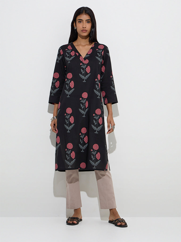 Utsa Black Floral Printed Cotton Straight Kurta