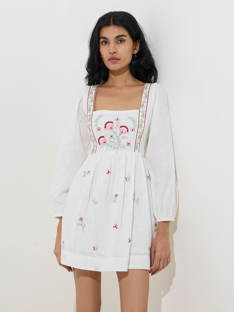 Bombay Paisley White Floral Design Cotton A-Line Dress