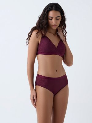 Wunderlove Wine Lace-Detailed Hipster Briefs