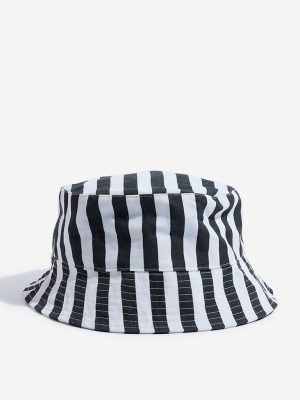 Wunderlove Black Striped Bucket Hat