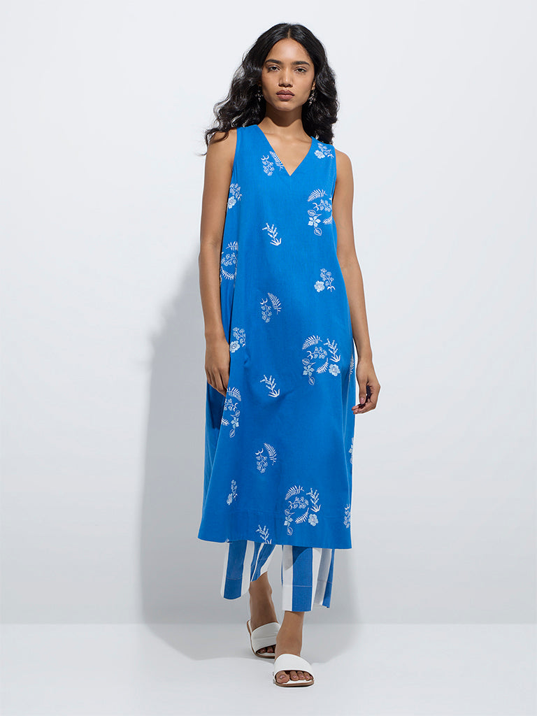 Utsa Blue Floral Design A-Line Cotton-Blend Kurta - Image 2