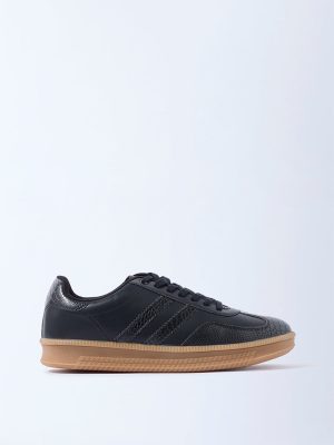 SOLEPLAY Black Lace-Up Sneakers