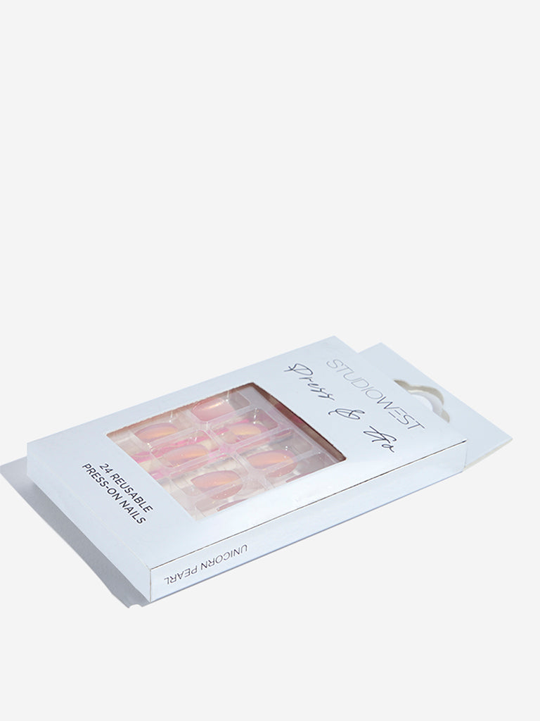 Studiowest Unicorn Pearl Press-On Nail Set - Image 3