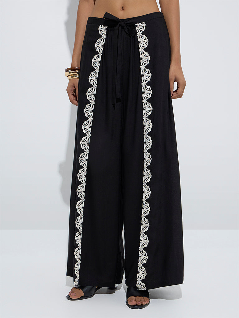 LOV Black Embroidered Mid-Rise Pants - Image 2