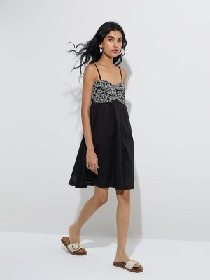 Bombay Paisley Black Floral Design Cotton A-Line Dress