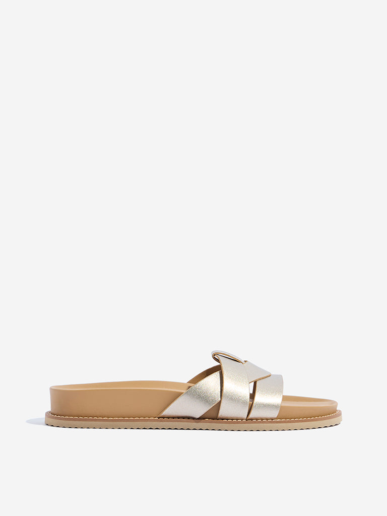 LUNA BLU Light Gold Criss-Cross Detailed Comfort Sandals