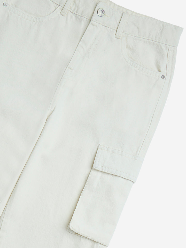 Y&F Kids Off-White Cargo-Style Relaxed-Fit Mid-Rise Jeans - Image 8