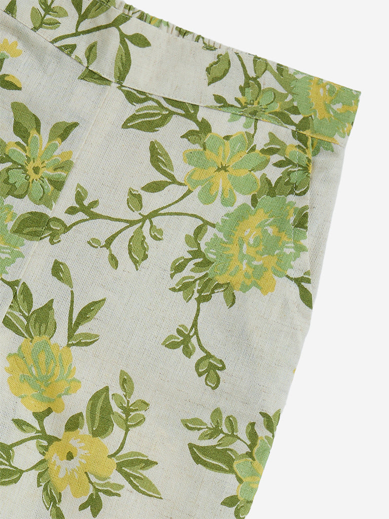 Utsa Kids Off-White Foliage Design Cotton-Blend Ethnic Pants - (2-8yrs) - Image 3