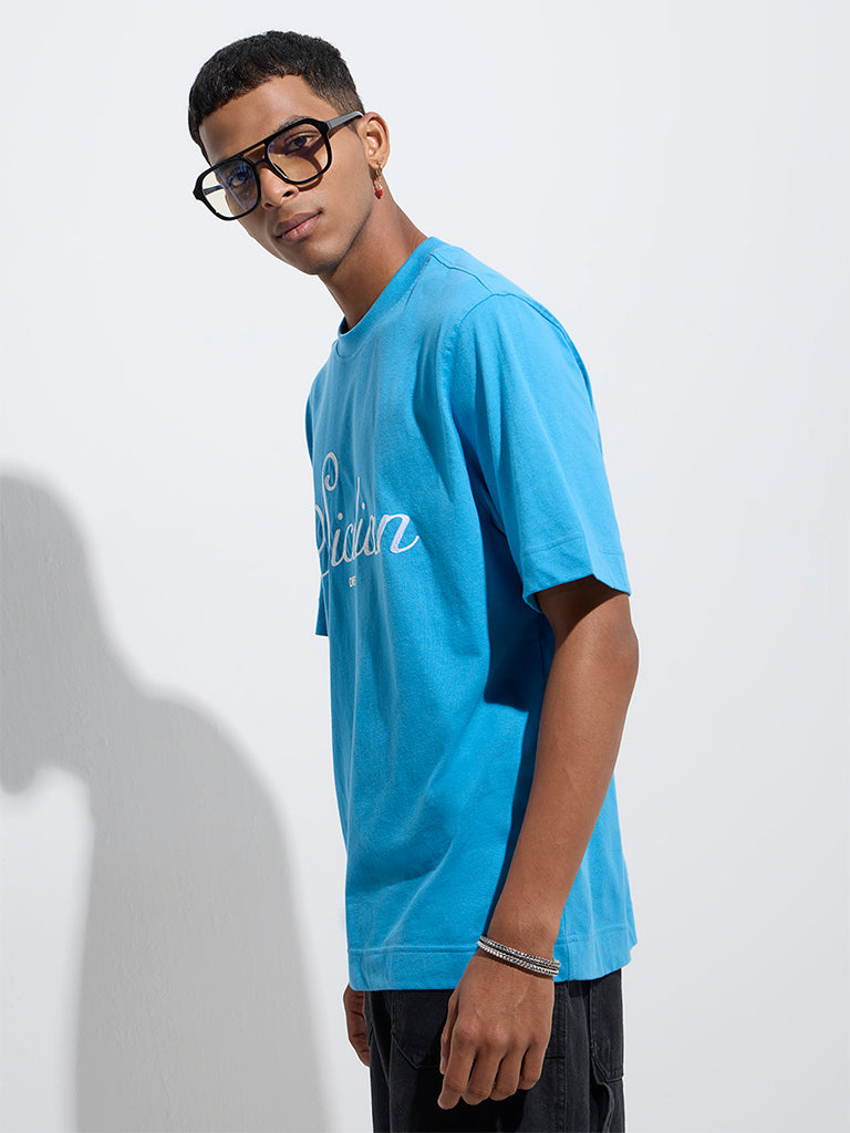 Nuon Blue Text Design Relaxed-Fit Cotton T-Shirt - Image 2