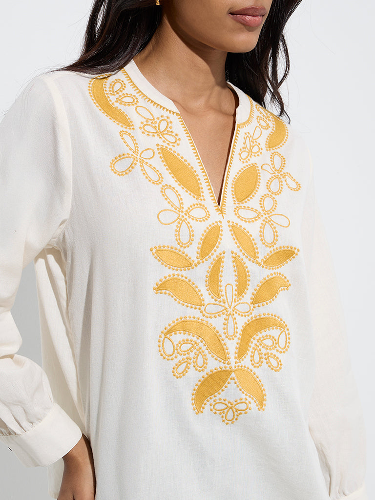 Utsa Off-White Embroidered Cotton-Blend Tunic - Image 3