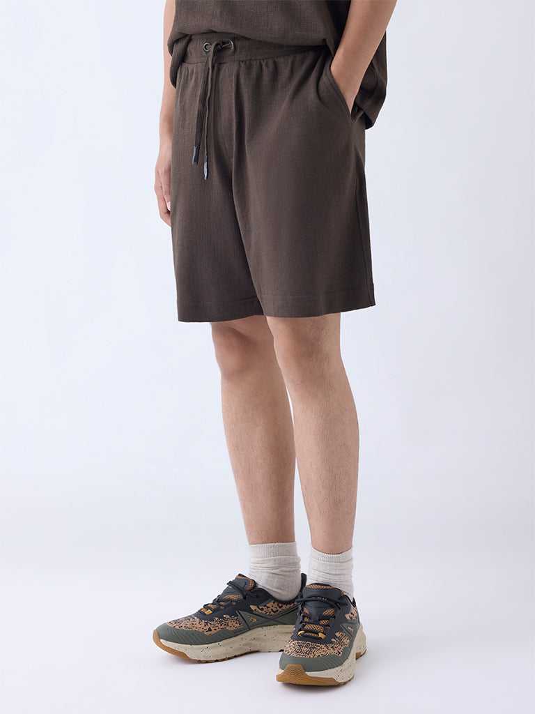 Studiofit Brown Solid Relaxed-Fit Mid-Rise Shorts - Image 3
