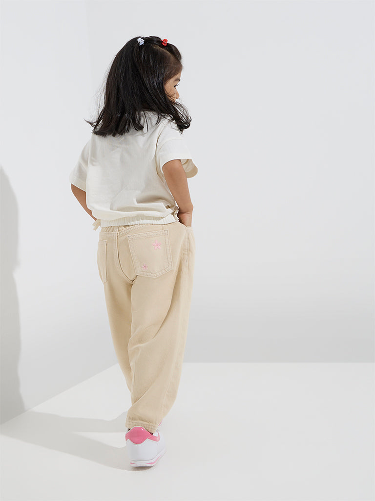 HOP Kids Off-White Floral Applique Detailed Cotton T-Shirt - Image 2