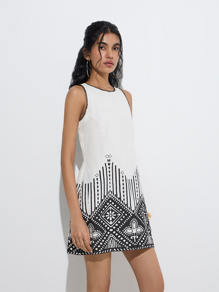 Bombay Paisley White Printed Cotton Shift Dress - Image 2