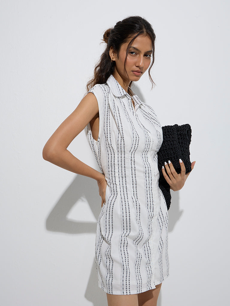 Bombay Paisley White Stripe Printed Cotton Shirt Dress - Image 2