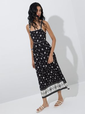 Bombay Paisley Black Floral Pattern A-Line Dress