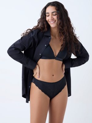 Wunderlove Black Lace-Detailed Brazilian Briefs