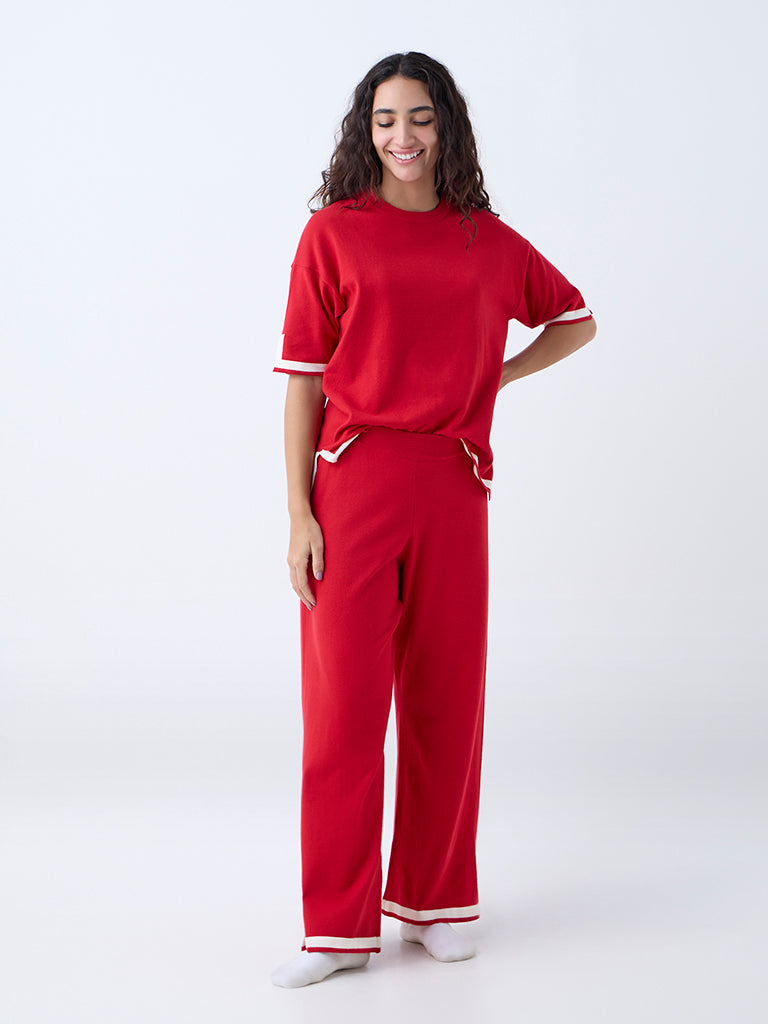 Wunderlove Red Solid High-Rise Pants