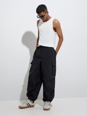 Nuon Black Cargo-Style Relaxed-Fit Mid-Rise Pants