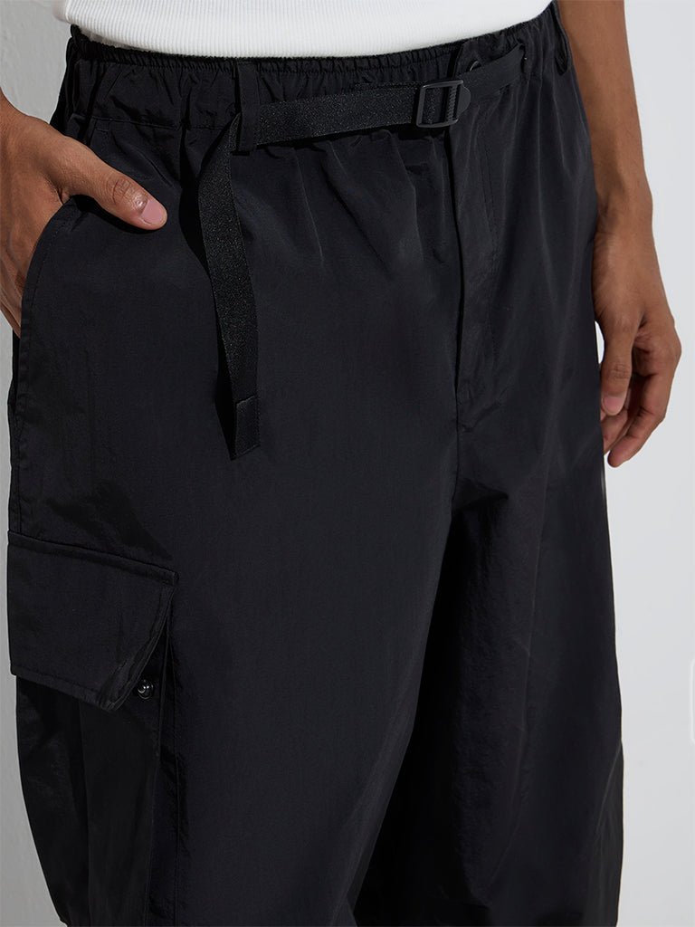 Nuon Black Cargo-Style Relaxed-Fit Mid-Rise Pants - Image 4