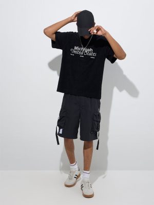 Nuon Black Cargo-Style Relaxed-Fit Mid-Rise Shorts