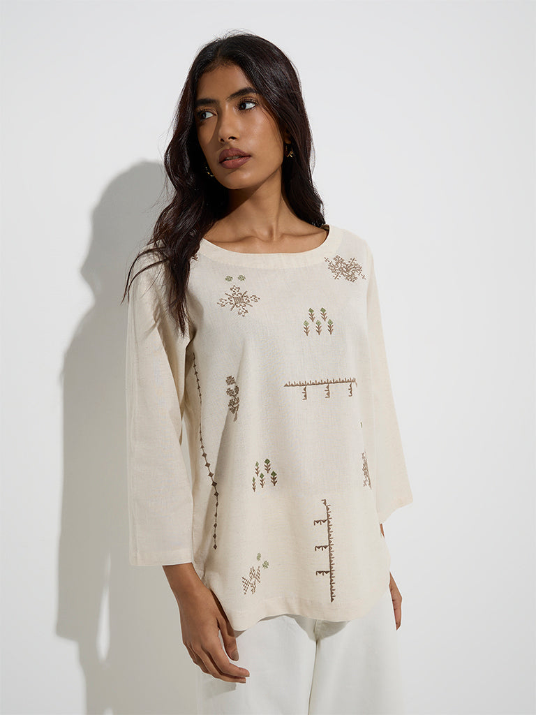 Utsa Off-White Embroidered Cotton-Blend Tunic
