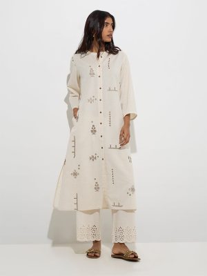 Utsa Off-White Embroidered Cotton-Blend A-Line Kurta