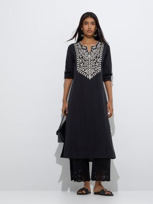 Utsa Black Leaf Design Cotton-Blend A-Line Kurta