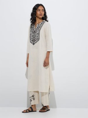 Utsa Off-White Leaf Design Cotton-Blend A-Line Kurta