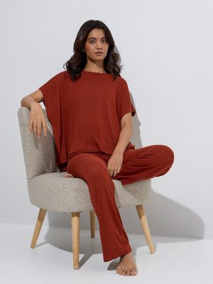 Wunderlove Rust Knit-Textured Lounge Top