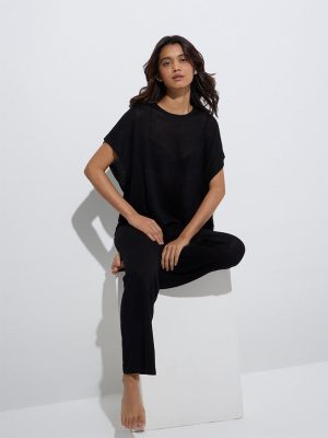 Wunderlove Black Solid Lounge Top