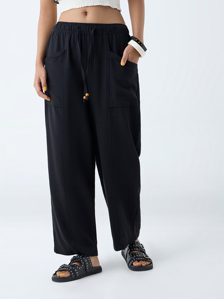 Bombay Paisley Black Solid Cotton-Blend Pants - Image 2