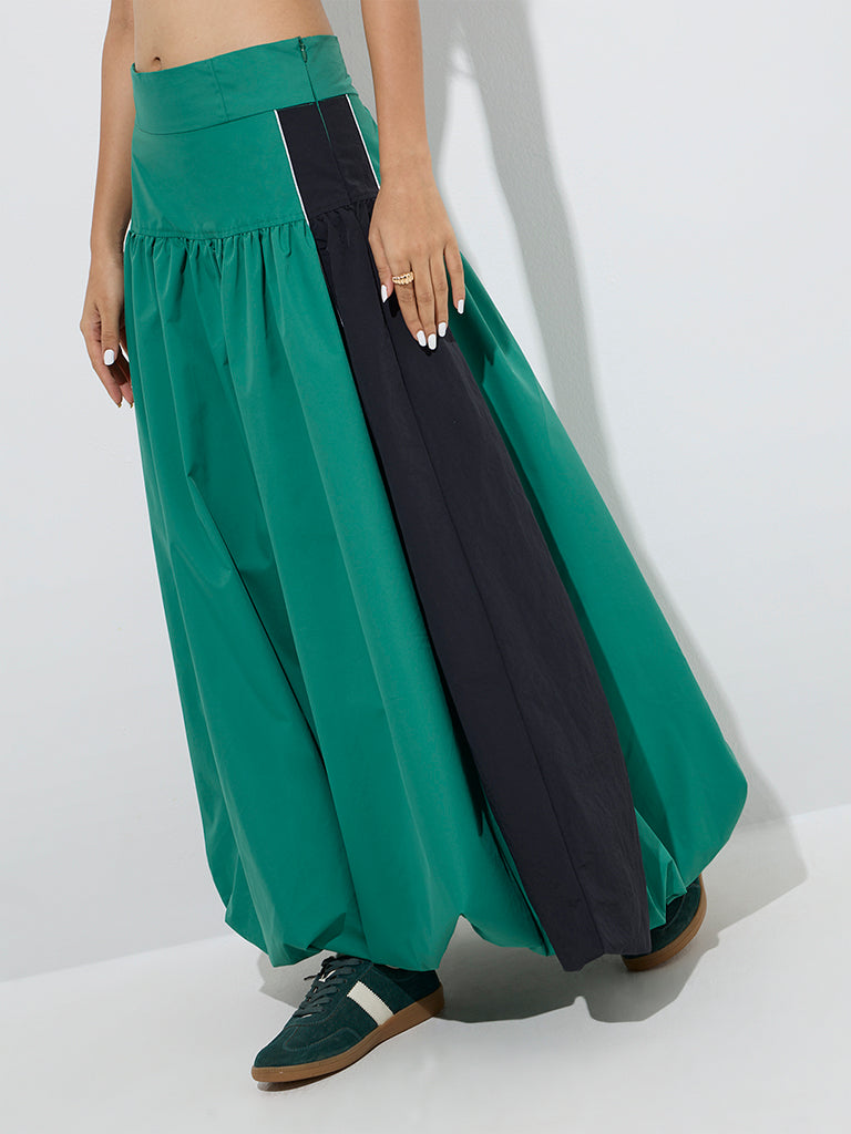Nuon Green Colour-Blocked High-Rise Balloon Skirt - Image 2