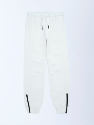 Y&F Kids White Mid-Rise Cotton-Blend Joggers