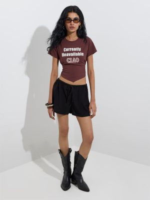 Nuon Black Solid Mid-Rise Linen-Blend Shorts