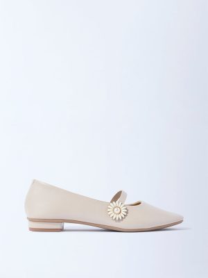 LUNA BLU Ivory Floral Detailed Mary Jane Shoes