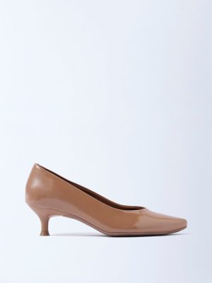 LUNA BLU Tan Solid Pointy Pump Shoes