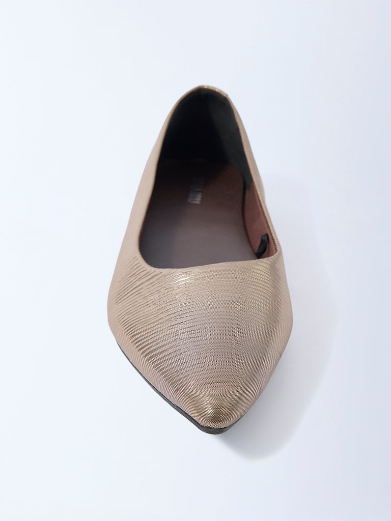 LUNA BLU Brown Textured Pointed Toe Shoes - Image 3