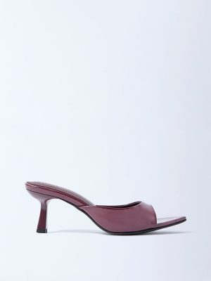 LUNA BLU Burgundy Solid Kitten Sandals