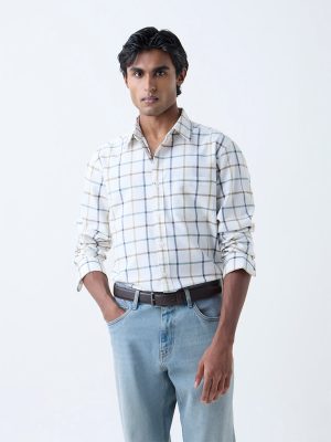 WES Casuals White Checks Printed Relaxed-Fit Cotton Shirt