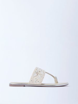 LUNA BLU Ivory Floral Embellished Kolhapuri Sandals