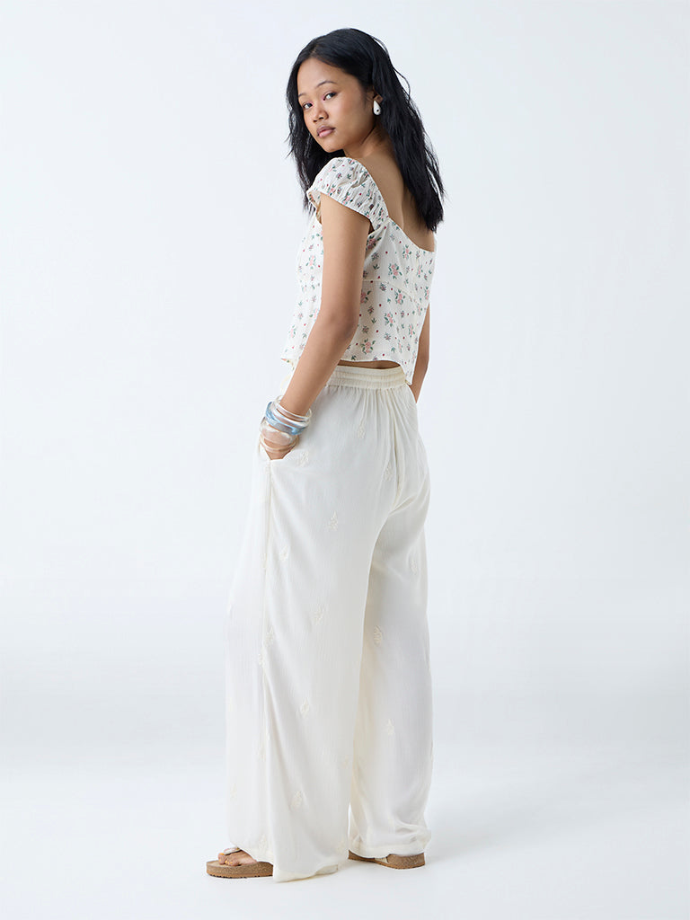 Bombay Paisley White Floral Design Milkmaid Cotton Top - Image 4