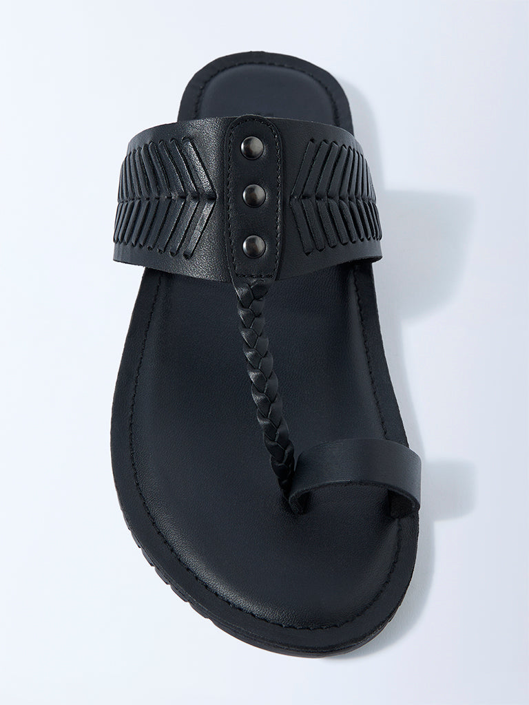 SOLEPLAY Black Textured Toe-Ring Leather Kolhapuri Sandals - Image 4