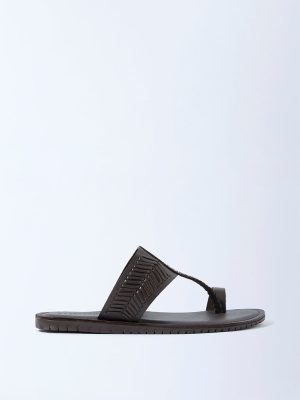 SOLEPLAY Brown Textured Toe-Ring Leather Kolhapuri Sandals