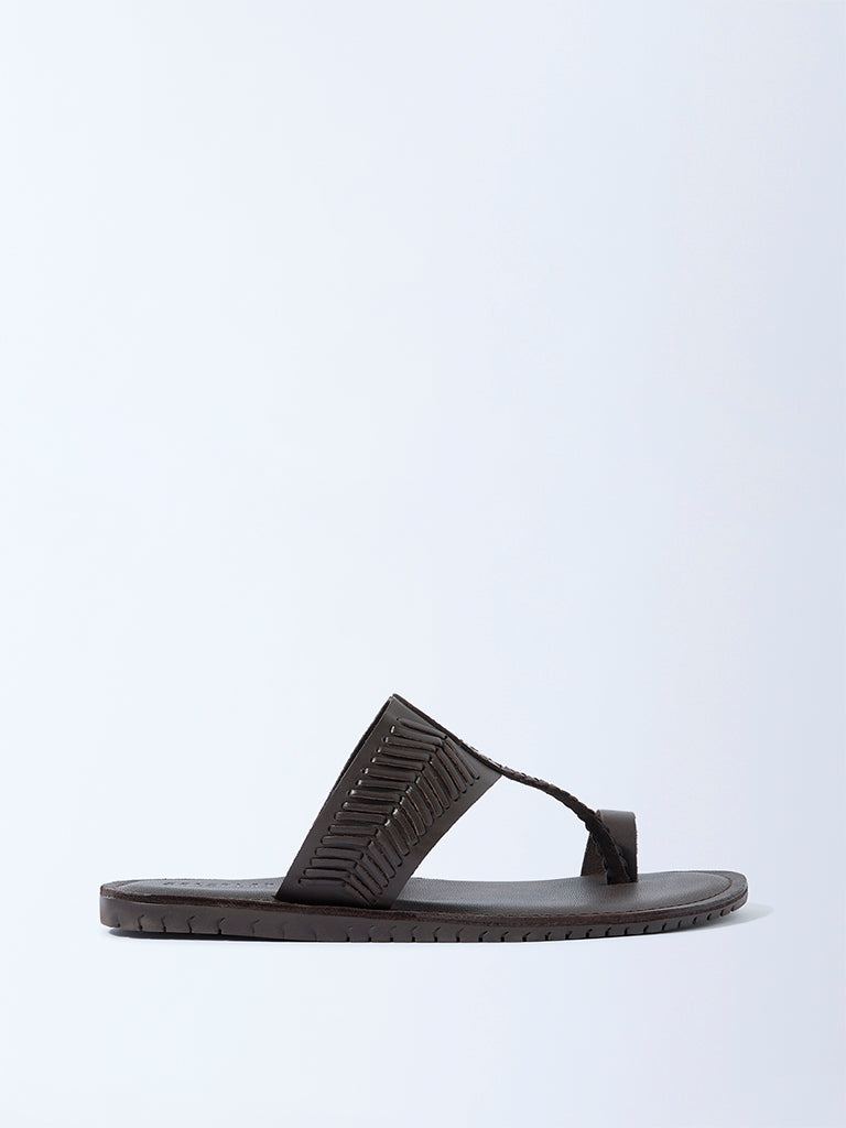 SOLEPLAY Brown Textured Toe-Ring Leather Kolhapuri Sandals