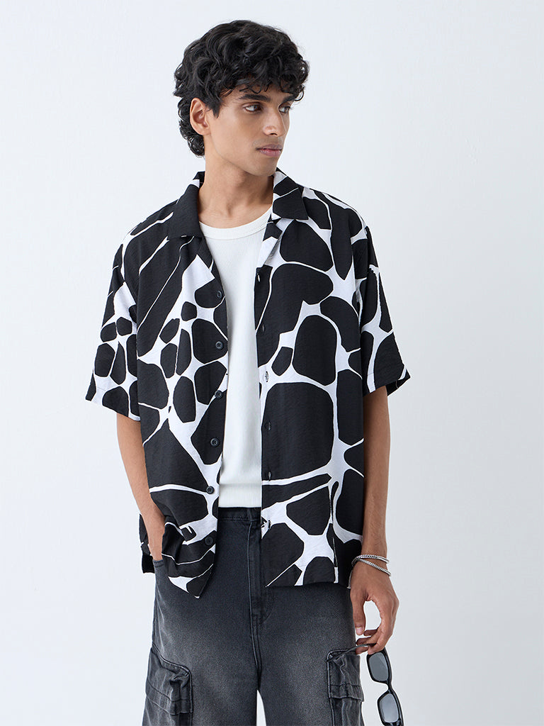 Nuon Black Abstract Detailed Relaxed-Fit Shirt