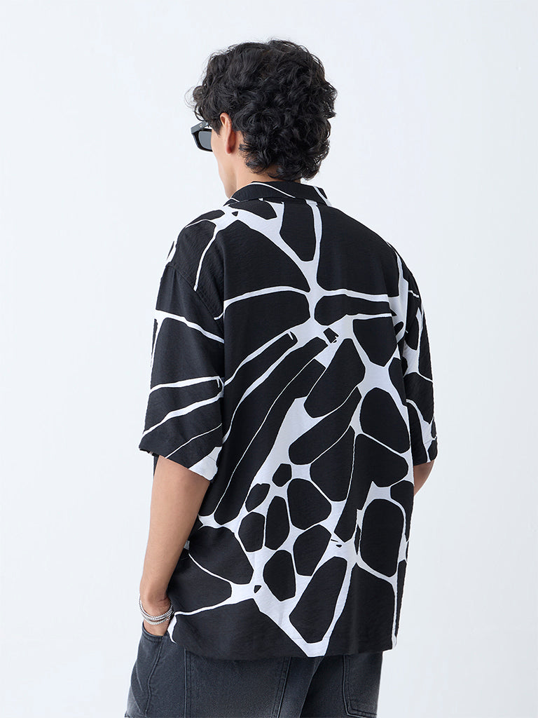 Nuon Black Abstract Detailed Relaxed-Fit Shirt - Image 4